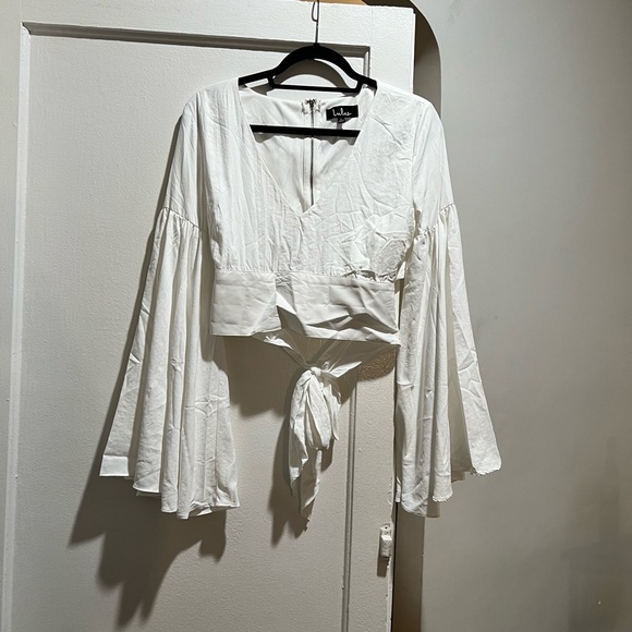 Summery Bell Sleeve Wrap Crop Top - Picture 1 of 2